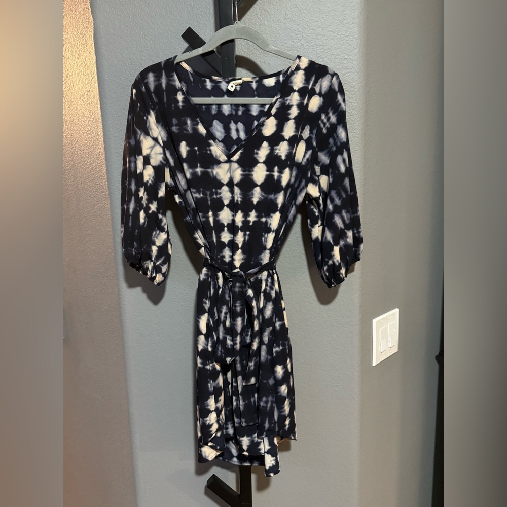 Tyche Navy and Cream Patterned Dress